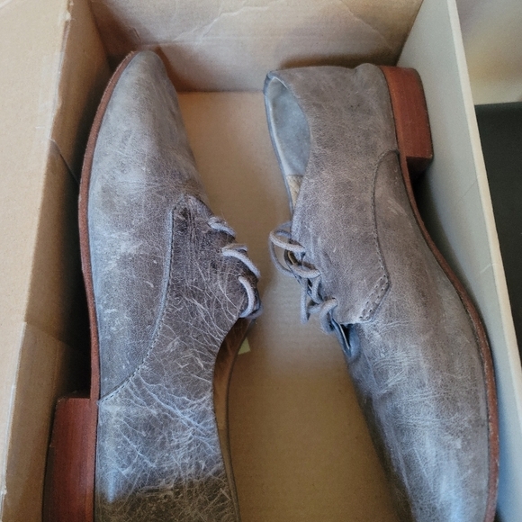 Men's Gray Leather Dress Shoes - Picture 2 of 8